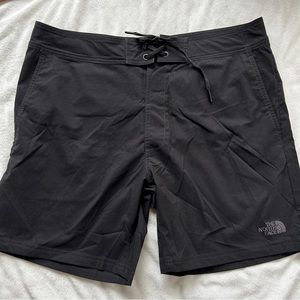 North Face Board Shorts size 34 NWOT